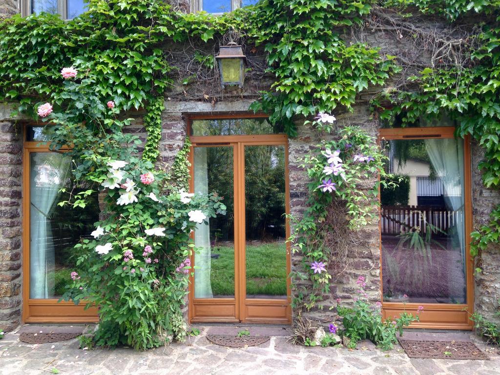 Gite Du Charme En BroceliandeMauron エクステリア 写真